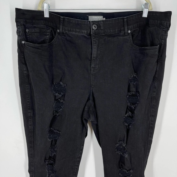 Torrid Bombshell Skinny Jeans Black Distressed Women's Size 26R - Picture 3 of 7